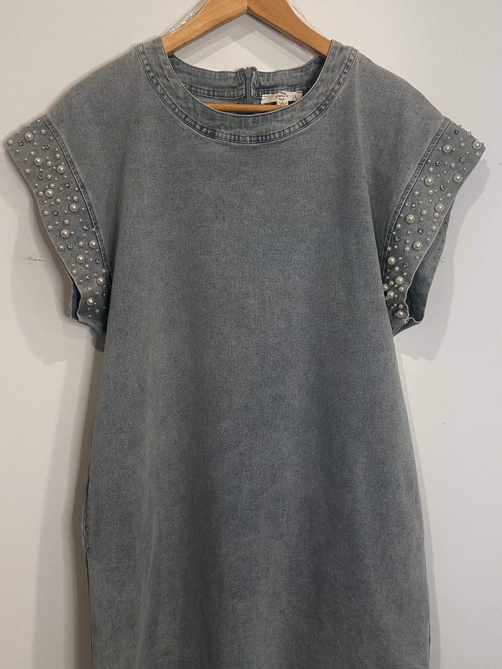 entro | denim dress - Picture 3 of 3